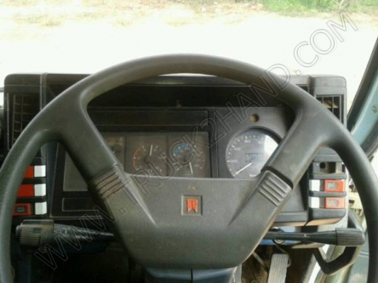 รถบรรทุก 10 ล้อดั๊ม ยี่ห้อ ISUZU ROCKY 195 แรงม้า