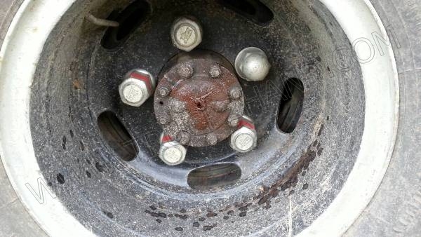 รถบรรทุก 6 ล้อ ยี่ห้อ ISUZU รุ่น KS 100 แรงม้า