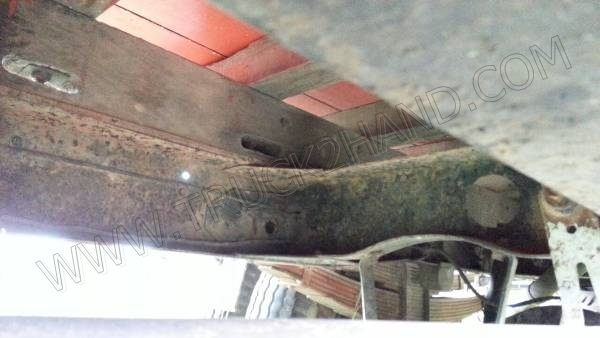 รถบรรทุก 6 ล้อ ยี่ห้อ ISUZU รุ่น KS 100 แรงม้า