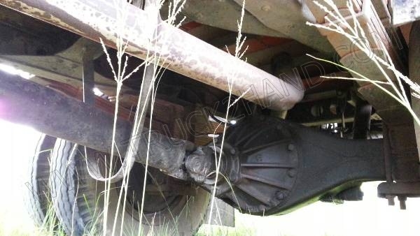 รถบรรทุก 6 ล้อ ยี่ห้อ ISUZU รุ่น KS 100 แรงม้า