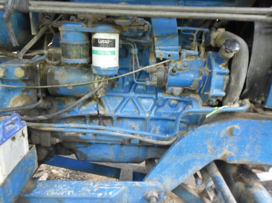 รถไถ่นาฟอดร์  6610  แท้เต็มตัว  พร้อมใช้งาน อุปกรณ์  จาน 7  ดันหน้า  เล่มทะเบียนพร้อม  นาทีทอง