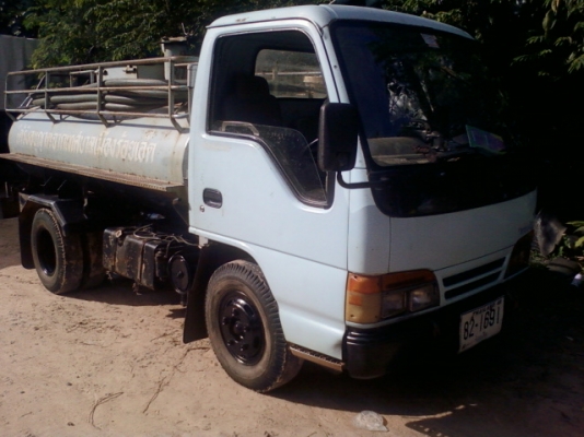 ISUZU NKR ปี  39