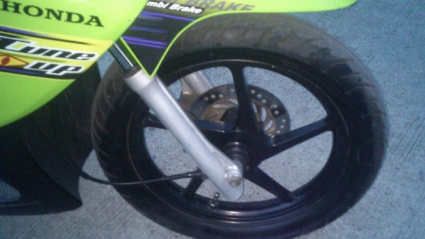 ขอขาย click &ldquo;มือแรก พร้อมแม็กยางใหม่