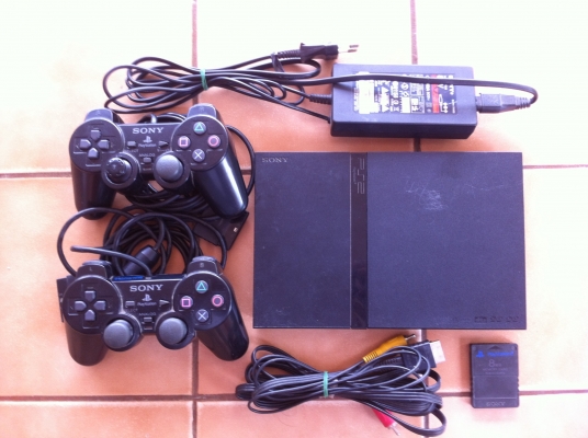 ธารนนทบุรี//ขออนุญาติขาย Sony playstation2 ราคา2,700บาทค่ะ พร้อมจัดส่งค่ะ