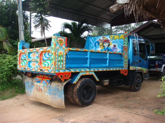 ขายรถ 6 ล้อดัมพ์ ISUZU Deca 205HP