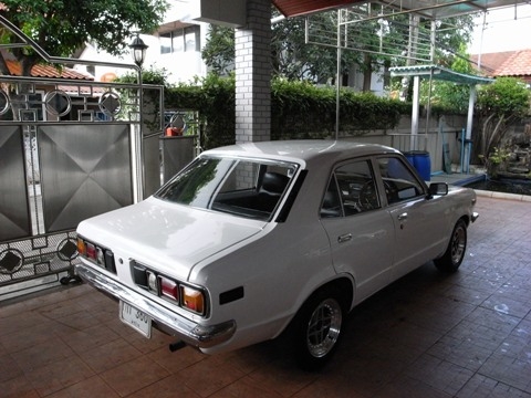 Mazda 808 สภาพเยี่ยมมาก