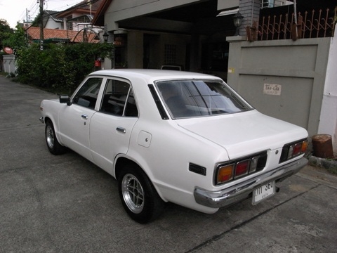 Mazda 808 สภาพเยี่ยมมาก