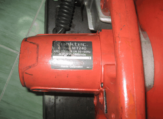 ขายด่วนไฟเบอร์ตัดเหล็ก maktec MT240 แท้แน่นอน 100\%