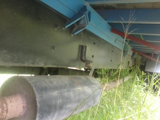 ขายรถบรรทุก6ล้อ ISUZU ROCKY 175 ตู้10บาน เครื่องดี คัสชีส์ดี แต่ซับบวมนิดหน่อย ตู้ต้องซ่อม