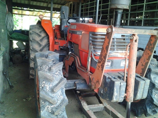 ขายรถไถคูโบต้า M9000 2เพลา มีดันหน้า และผา่น7 มีทะเบียน ทำงาน2662 ชั่วโมง ขายรถไถคูโบต้า M9000 2เพลา มีดันหน้า และผา่น7 มีทะเบียน ทำงาน2662 ชั่วโมง