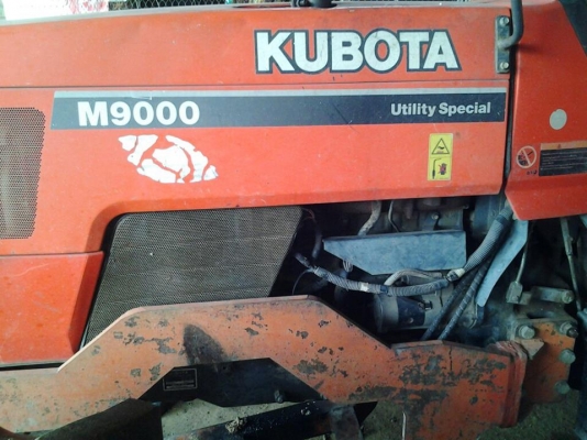 ขายรถไถคูโบต้า M9000 2เพลา มีดันหน้า และผา่น7 มีทะเบียน ทำงาน2662 ชั่วโมง ขายรถไถคูโบต้า M9000 2เพลา มีดันหน้า และผา่น7 มีทะเบียน ทำงาน2662 ชั่วโมง