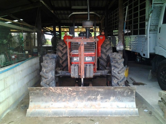 ขายรถไถคูโบต้า M9000 2เพลา มีดันหน้า และผา่น7 มีทะเบียน ทำงาน2662 ชั่วโมง ขายรถไถคูโบต้า M9000 2เพลา มีดันหน้า และผา่น7 มีทะเบียน ทำงาน2662 ชั่วโมง