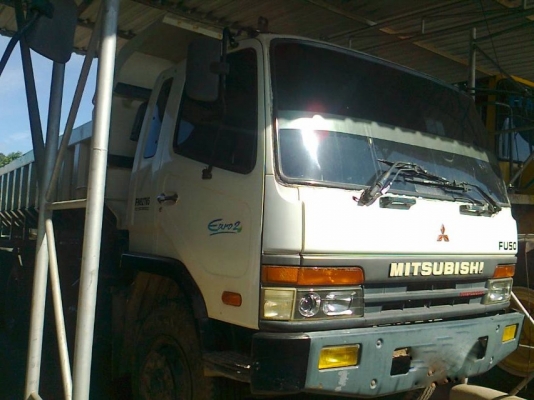 รถมิตซู 10 ล้อดั้ม 260 แรงม้า ปี 48  สนใจติดต่อ 081 - 6079515