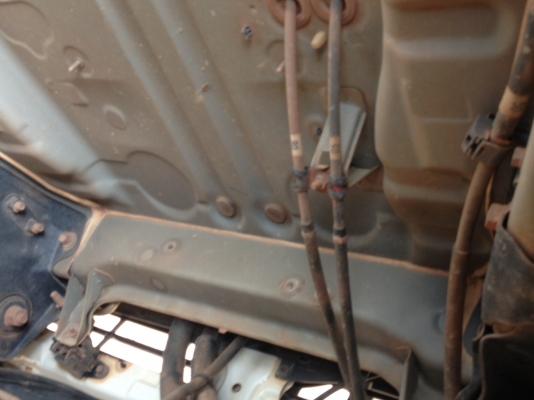 รถฮีโน่ 6 ล้อดั้ม FC4J 150 แรงม้า ปี 48  สนใจติดต่อ 081 - 6079515