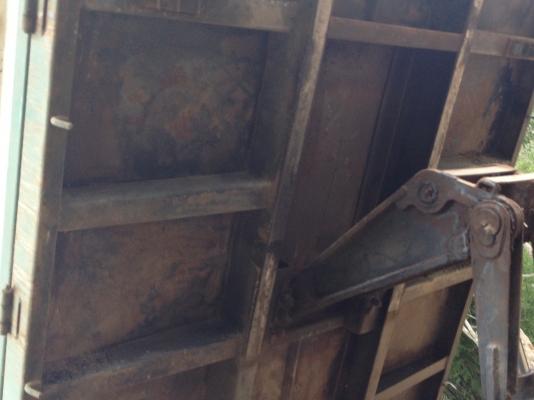 รถฮีโน่ 6 ล้อดั้ม FC4J 150 แรงม้า ปี 48  สนใจติดต่อ 081 - 6079515