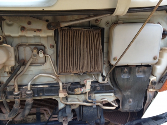 รถฮีโน่ 6 ล้อดั้ม FC4J 150 แรงม้า ปี 48  สนใจติดต่อ 081 - 6079515