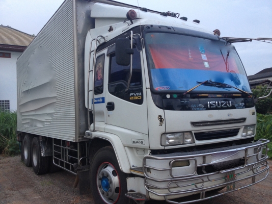 รถอิซูซุ 10 ล้อ ตู้เย็น FVZ 230 แรงม้า สนใจติดต่อ 081 - 6079515 รถอิซูซุ 10 ล้อ ตู้เย็น FVZ 230 แรงม้า สนใจติดต่อ 081 - 6079515
