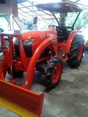 ขายรถไถคูโบต้า L47 มือสอง ไมล์ 4xx ฃั่วโมง