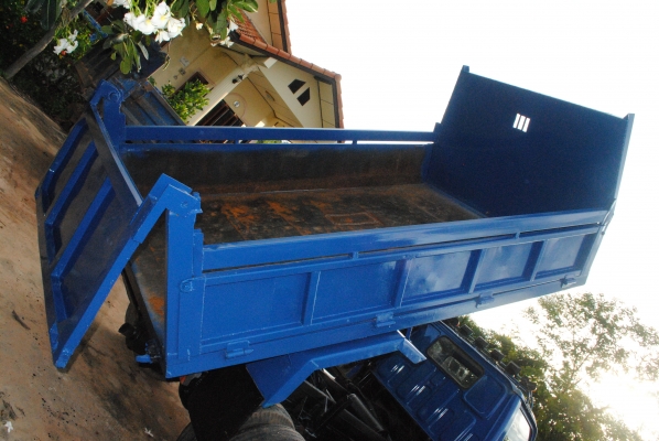 ขายหกล้อหนุ่มทางหลวง จอมพลัง 110 ฝาดำ