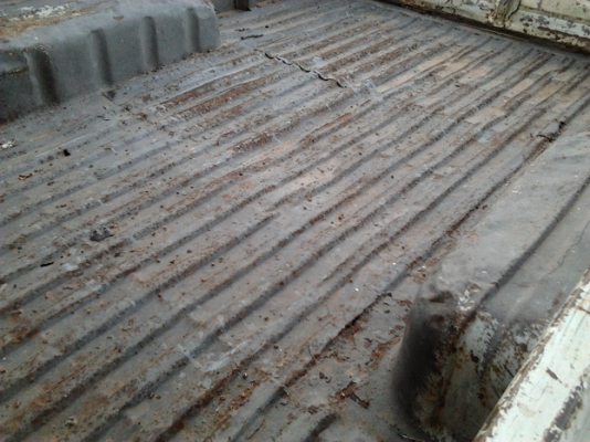 ***ขายแล้วครับขอบคุณ Truck2hand ขายตามสภาพ "ม้ากระโดด 5 ขอ" TOYOTA LN40 วางเครื่องดีเซล 2000 (ลงเล่ม) เครื่องดี ติดง่าย แรงดี แต่แบตเสื่อมครับ ช่วงล่างคัสซีเก็บงานมาดามเสริมบนล่าง สภาพดี กระบะข้างไม่ผุพื้นมีผุนิดหน่อย ยางพอใช้ เปลี่ยนผ้าเบรคให้ใ