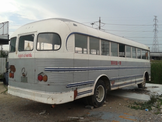 ขายรถบัสbenz หกล้อเก่า คลาสสิค ขายรถบัสbenz หกล้อเก่า คลาสสิค