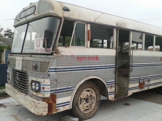 ขายรถบัสbenz หกล้อเก่า คลาสสิค