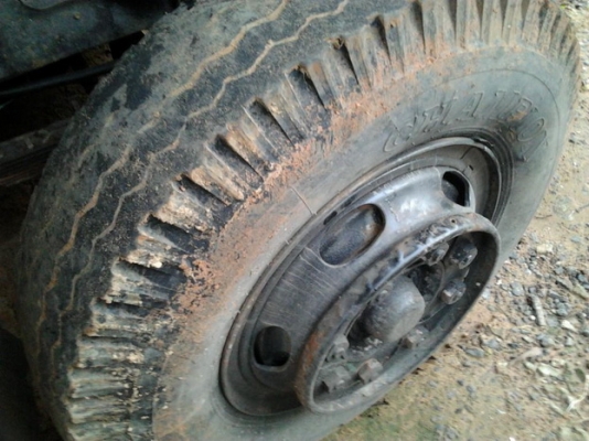 ***ขายแล้วครับขอบคุณ Truck2hand **ปรับราคา ขาย10ล้อเพลาเดียวดั๊ม เครื่องใหญ่ๆช่วงล่างบึ้้มๆ ISUZU JCM วางเครื่อง6BGส้ม 175เทอโบอินเตอร์ แรง อึด ประหยัด ช่วงล่างใหญ่เพลาเดียวของ200หมวกเจ็ก คานหน้า 240 คัสซีดี มีบวมซับในช่วงหลังบ้าง(ตามรูป)เสริมเหล็กบนหนาแข