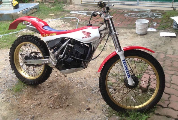 ขายมอร์ไซไต่เขา สวยๆ เทห์ๆ