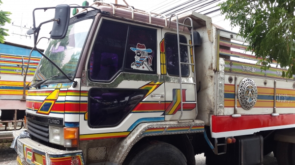 มิตซูบิชิ 220 หลงเทอร์โบ  ดั้ม กระบะเนียม