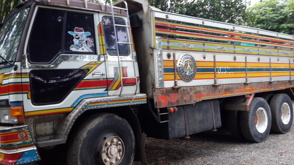 มิตซูบิชิ 220 หลงเทอร์โบ  ดั้ม กระบะเนียม