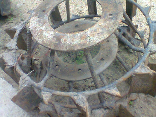 ขายรถไถ2202ข้างขาวพร้อมใช้งานสวยๆซักคันพร้อมอุปกรณ์ดีๆ