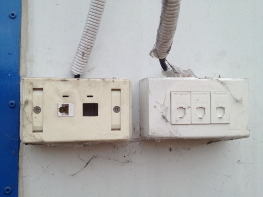 ขายตู้ออฟฟิตขนาด 3x6 M มีแอร์ สภาพสวยมากๆๆๆ พร้อมใช้งาน