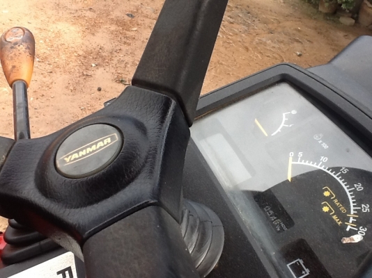 ยันร์ม่า EF453T 4 WD 2 เพลา ใบมีดหน้า ผาน 6x24 ทำงาน 1054 ชั่วโมง