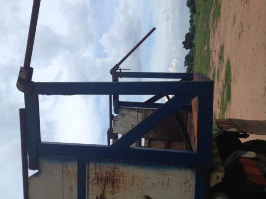 ขายลูกพ่วงดั๊ม2คาน ของสามมิตรสภาพดี