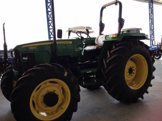 รถไถจอห์นเดียร์ ใหม่ 45-90แรงม้า สมบูรณ์แทรคเตอร์ บุรีรัมย์