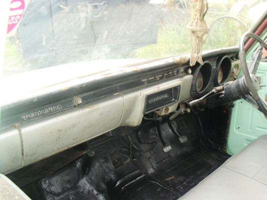 ขาย toyota rn13