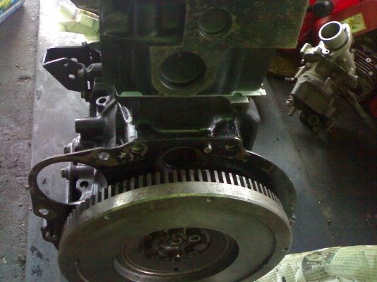 ขายเครื่่อง 2l