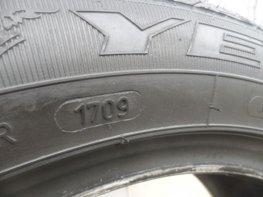 ยาง GoodYear เยอรมัน RUN FLAT 195/55R16 ปี09 สวยๆ 1 คู่ ราคา 1900 บาท