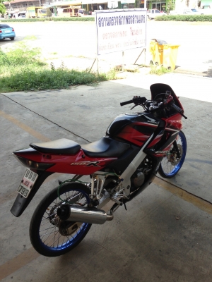 ขาย cbr 150 R. ดำแดง ราคา25000รถสวยเครื่องแน่นๆครับ สนใจติดต่อ 091-8190386. ต่อรองได้นิดๆ