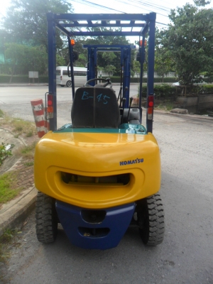 ขายด่วน รถโฟล์คลิฟท์ KOMATSU FD 20-12 ขายด่วน รถโฟล์คลิฟท์ KOMATSU FD 20-12