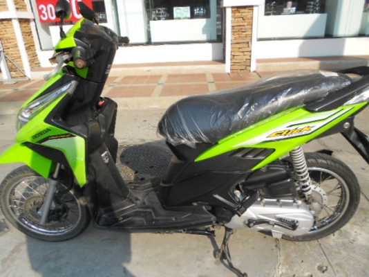 Honda-Click i 115cc เครื่องดีครับ ราคาถูกมากๆครับ เข้ามาดูก่อนคับ