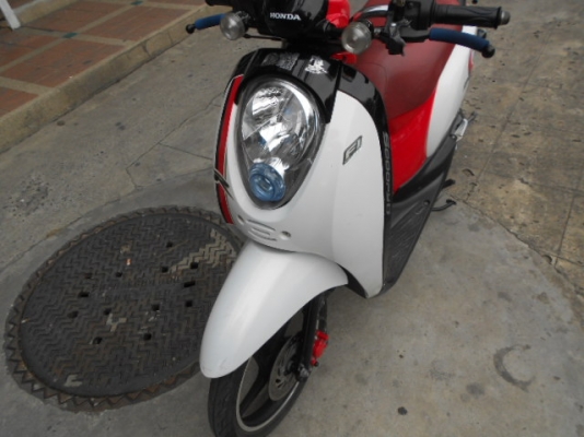 Honda-Scoopy i 110cc เครื่องเนียนมากครับ สภาพเยี่ยมเลยครับ