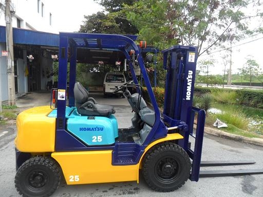ขายด่วน รถโฟล์คลิฟท์ KOMATSU FD 25-14