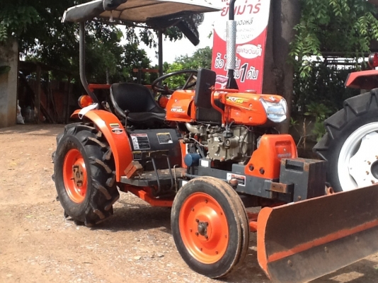 คูโบต้า KRT140 พลัส ใบมีดตราช้าง รถไร่สวยๆๆครับ พร้อมใช้งาน