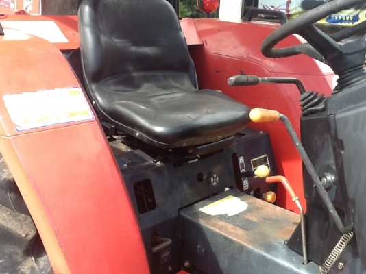 ยันร์ม่า EF453 T 4 WD สภาพดี สวยมากๆครับทำงาน 873 ชั่วโมง พร้อมใช้งาน