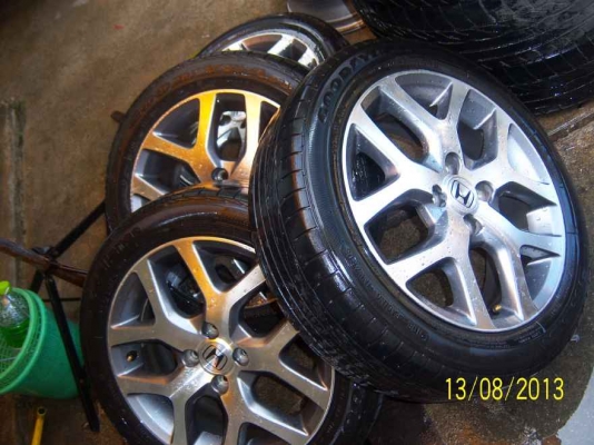 ขายแม็ก Honda ขอบ 16 พร้อมยาง