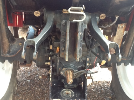 ยันร์ม่า EF453T 4 WD 2 เพลา พร้อมใบมีดหน้า สภาพดีๆทำงาน 654 ชั่วโมง