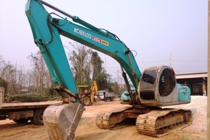 ขาย..รถแบคโฮ KOBELCO SK200 M5 ระบบไฟฟ้าครบ มีแอร์เย็นฉ่ำ ช่วงล่าง 90\% เอวแน่น รถสวยมีทะเบียน.