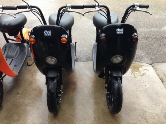 Suzuki Choi nori รถ scooter เล็กๆ เครื่อง 50 cc 4จังหวะ ประหยัดน้ำมัน Suzuki Choi nori รถ scooter เล็กๆ เครื่อง 50 cc 4จังหวะ ประหยัดน้ำมัน