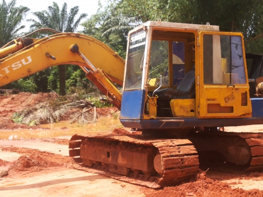 ขายแบคโฮ Pc 100-3